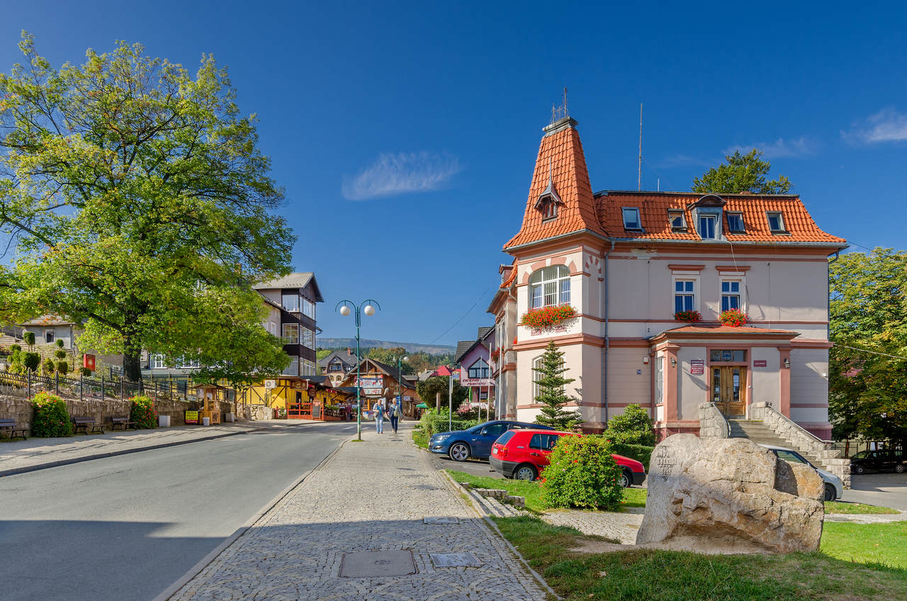 Pensjonaty w Karpaczu położone przy klimatycznej uliczce