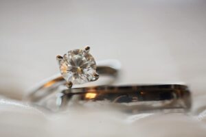 Diamenty jako alternatywna forma inwestycji – czy warto?